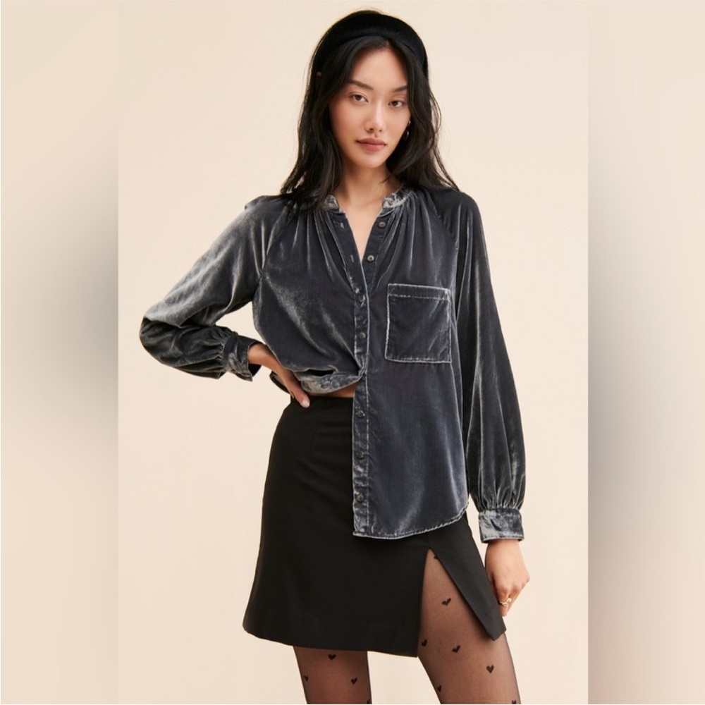 Anthropologie Pilcro velvet button-down shirt size M